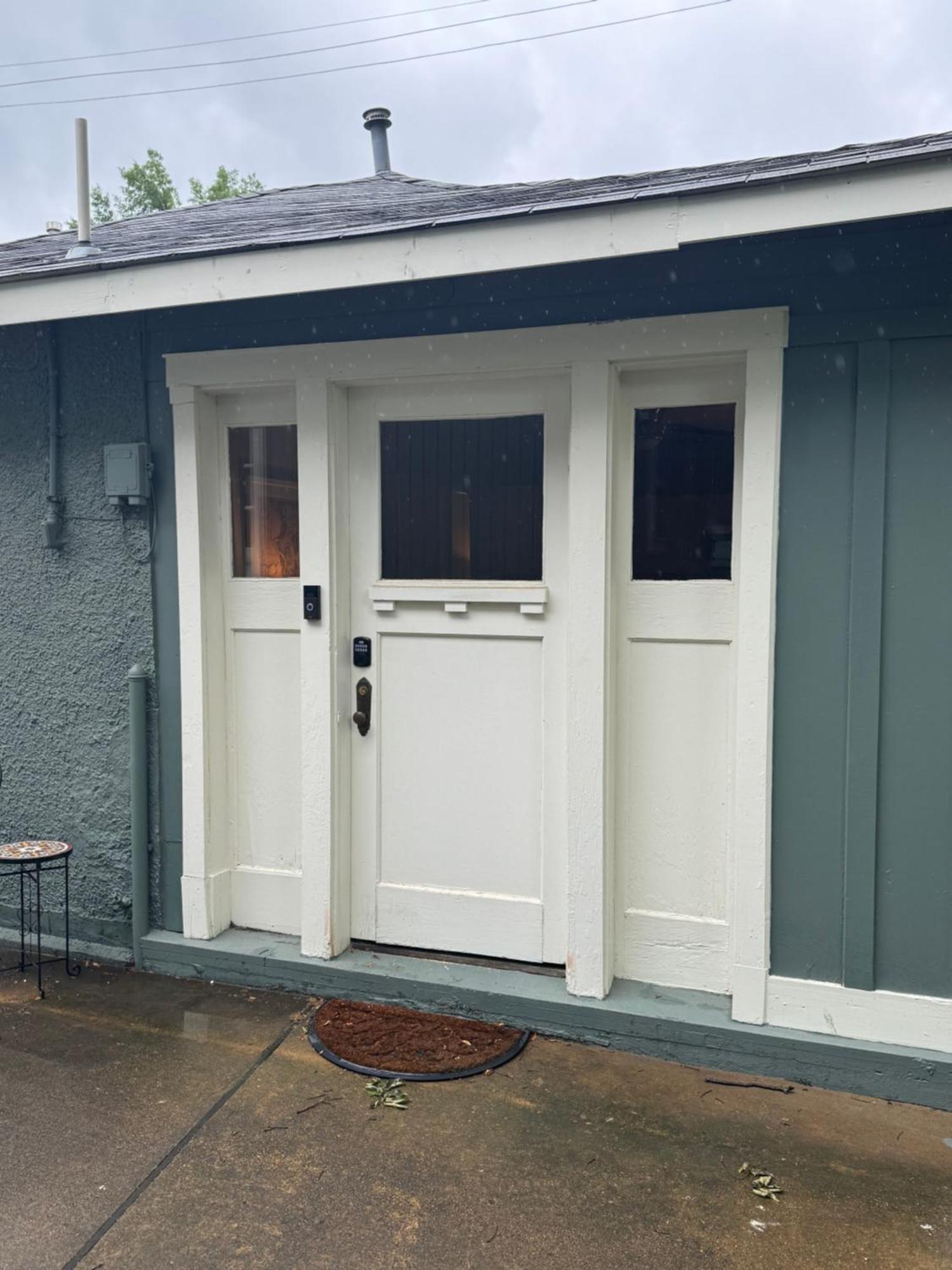 Spacious Central Gardens Home And Carriage House Memphis Exterior photo